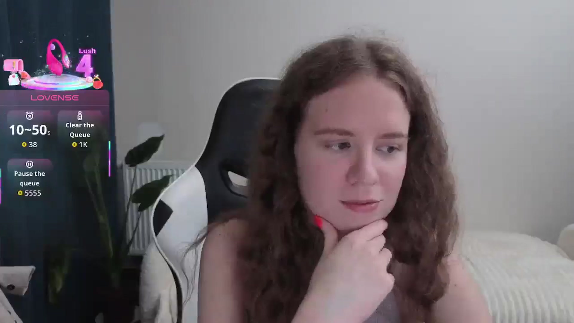 Gallery image thumbnail from BlueFlowerr's myfreecams stream on, 10/04/2025, 16:37 image 16 of 20