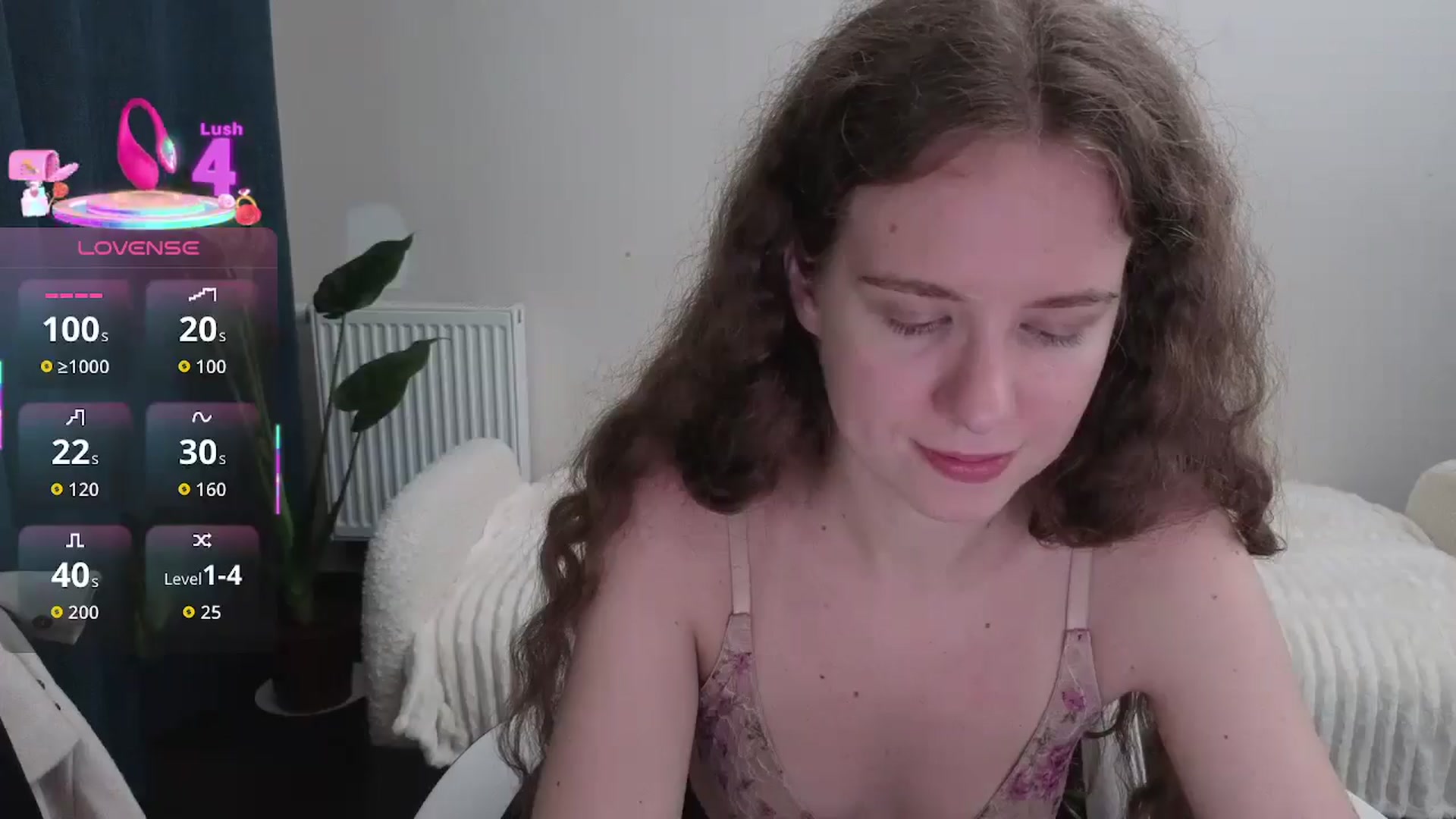 Gallery image thumbnail from BlueFlowerr's myfreecams stream on, 10/04/2025, 19:56 image 18 of 20