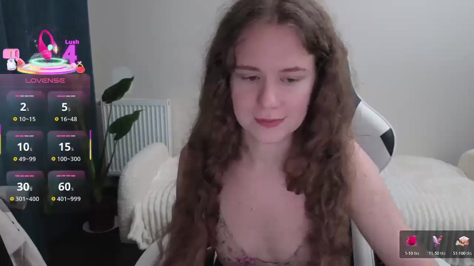 Gallery image thumbnail from BlueFlowerr's myfreecams stream on, 10/04/2025, 19:56 image 19 of 20