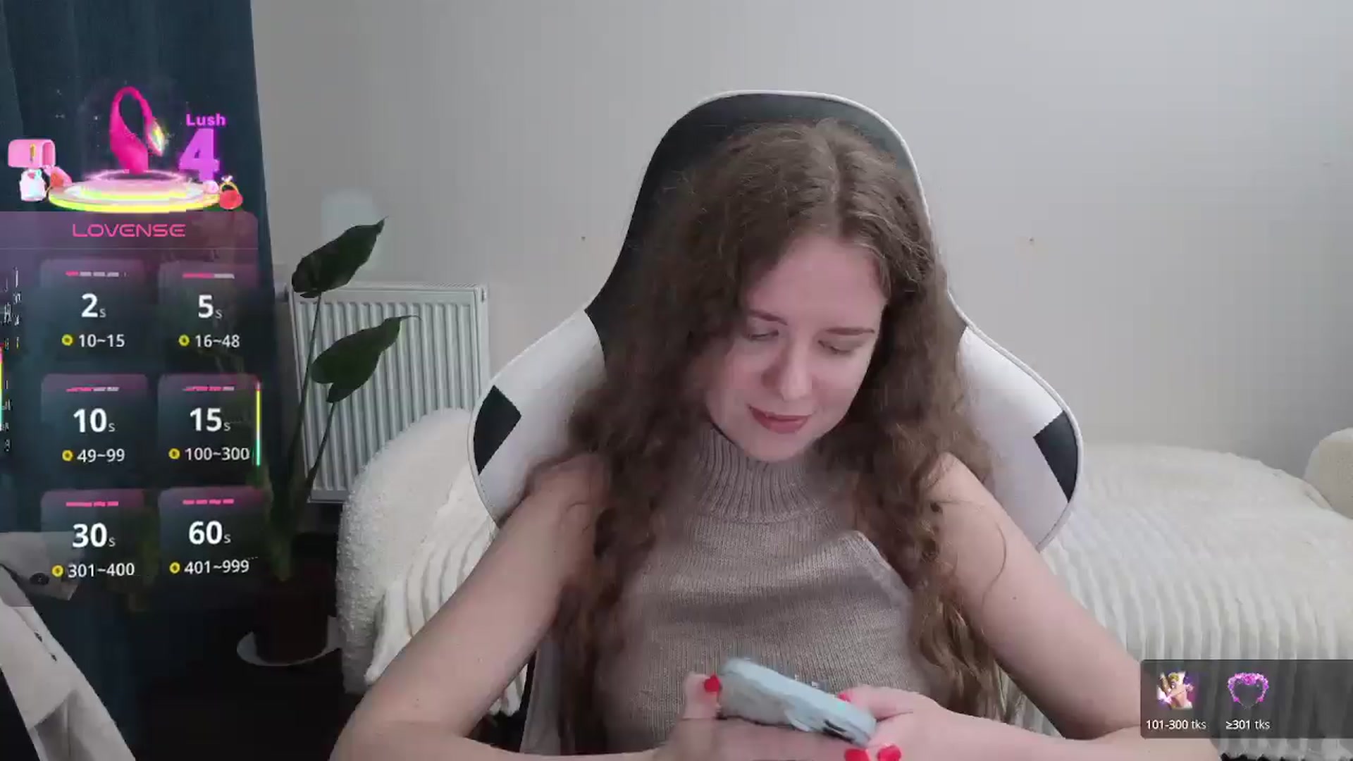 Gallery image thumbnail from BlueFlowerr's myfreecams stream on, 10/04/2025, 19:56 image 7 of 20