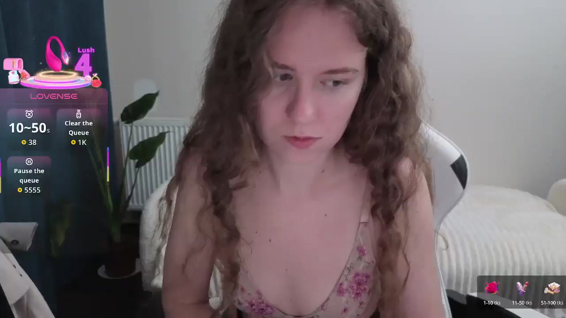 Gallery image thumbnail from BlueFlowerr's myfreecams stream on, 10/04/2025, 20:23 image 9 of 20