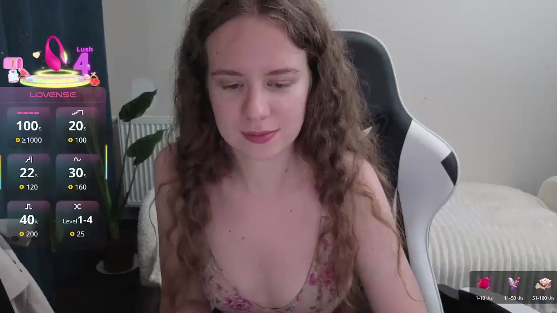 Gallery image thumbnail from BlueFlowerr's myfreecams stream on, 10/04/2025, 20:23 image 12 of 20