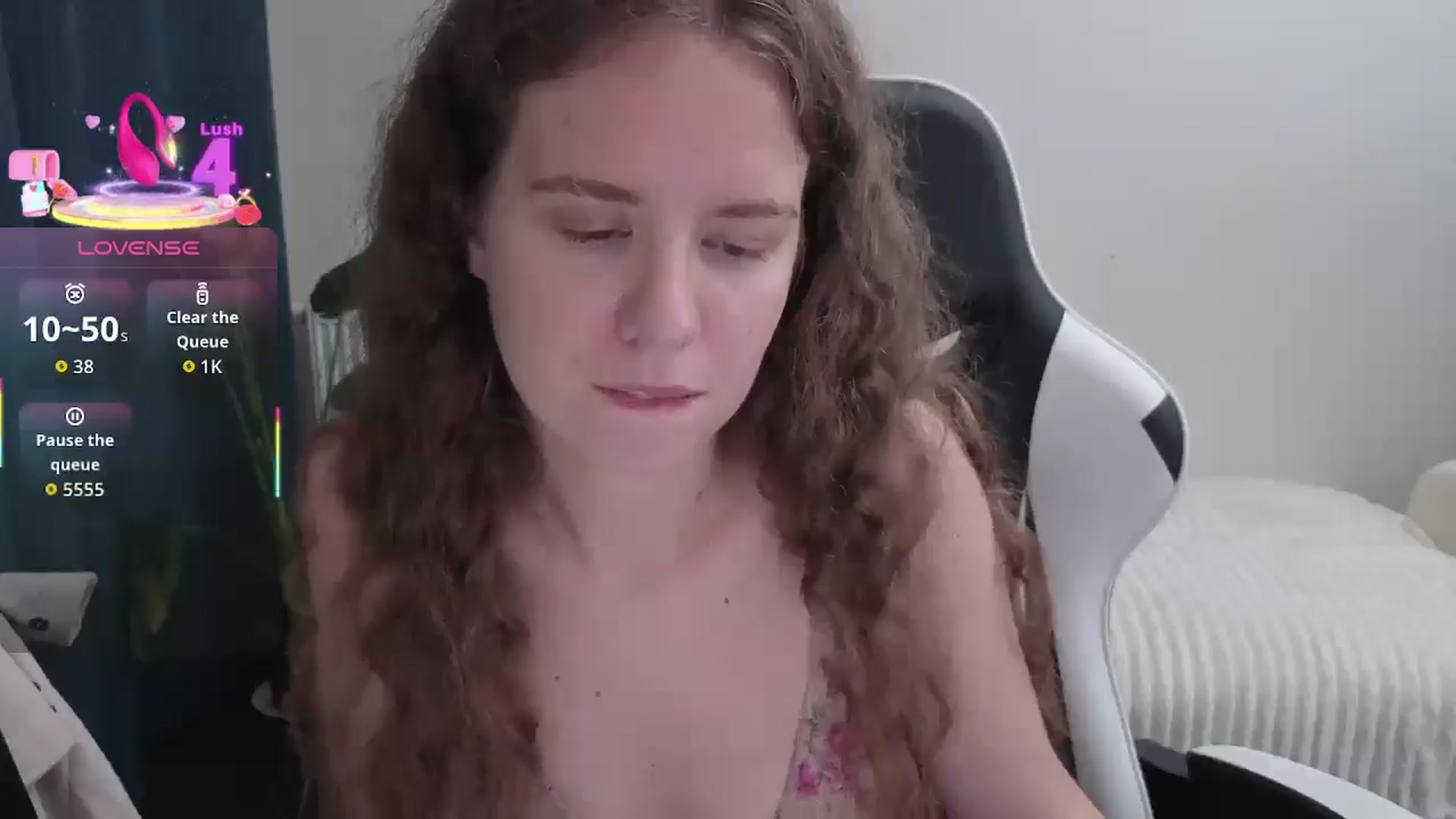 Gallery image thumbnail from BlueFlowerr's myfreecams stream on, 10/04/2025, 20:23 image 5 of 20