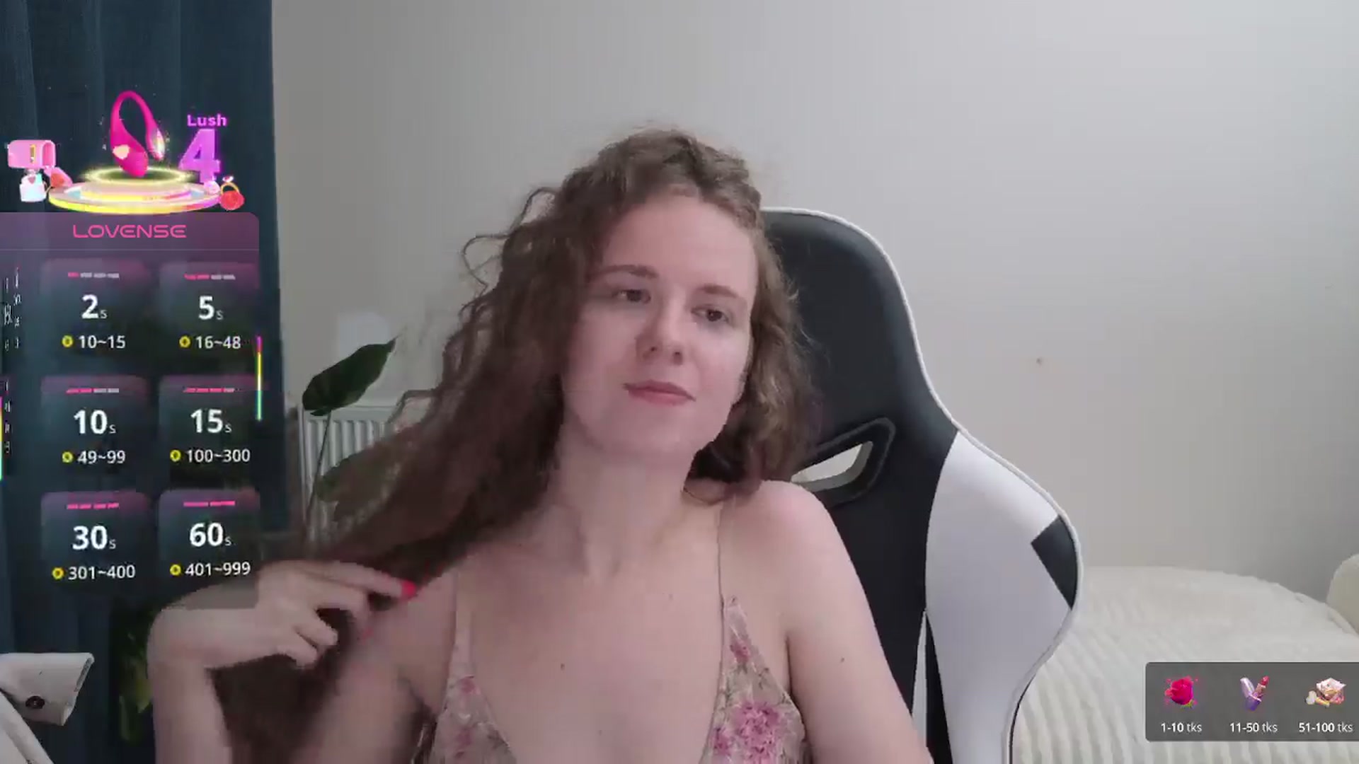 Gallery image thumbnail from BlueFlowerr's myfreecams stream on, 10/04/2025, 20:46 image 17 of 20