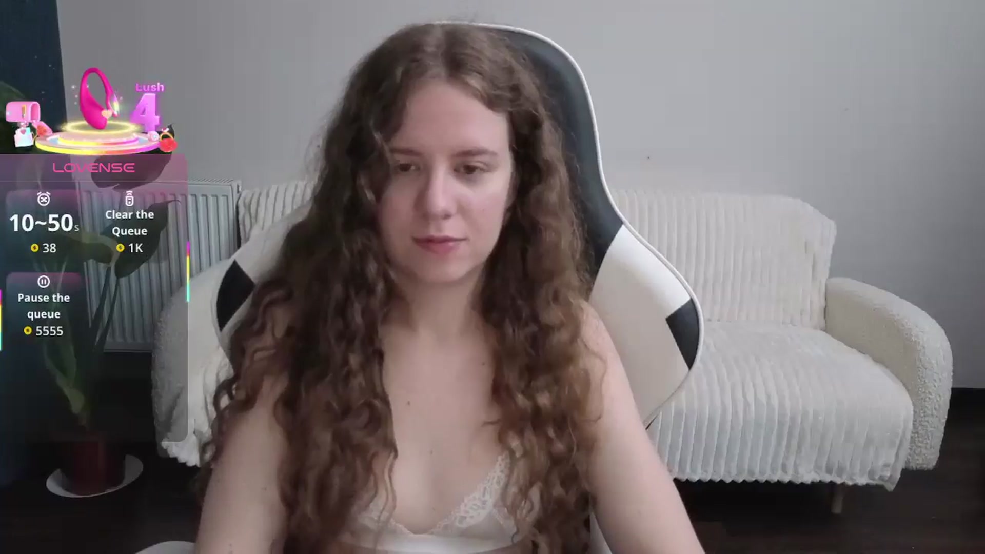 Gallery image thumbnail from BlueFlowerr's myfreecams stream on, 10/08/2025, 16:58 image 14 of 20