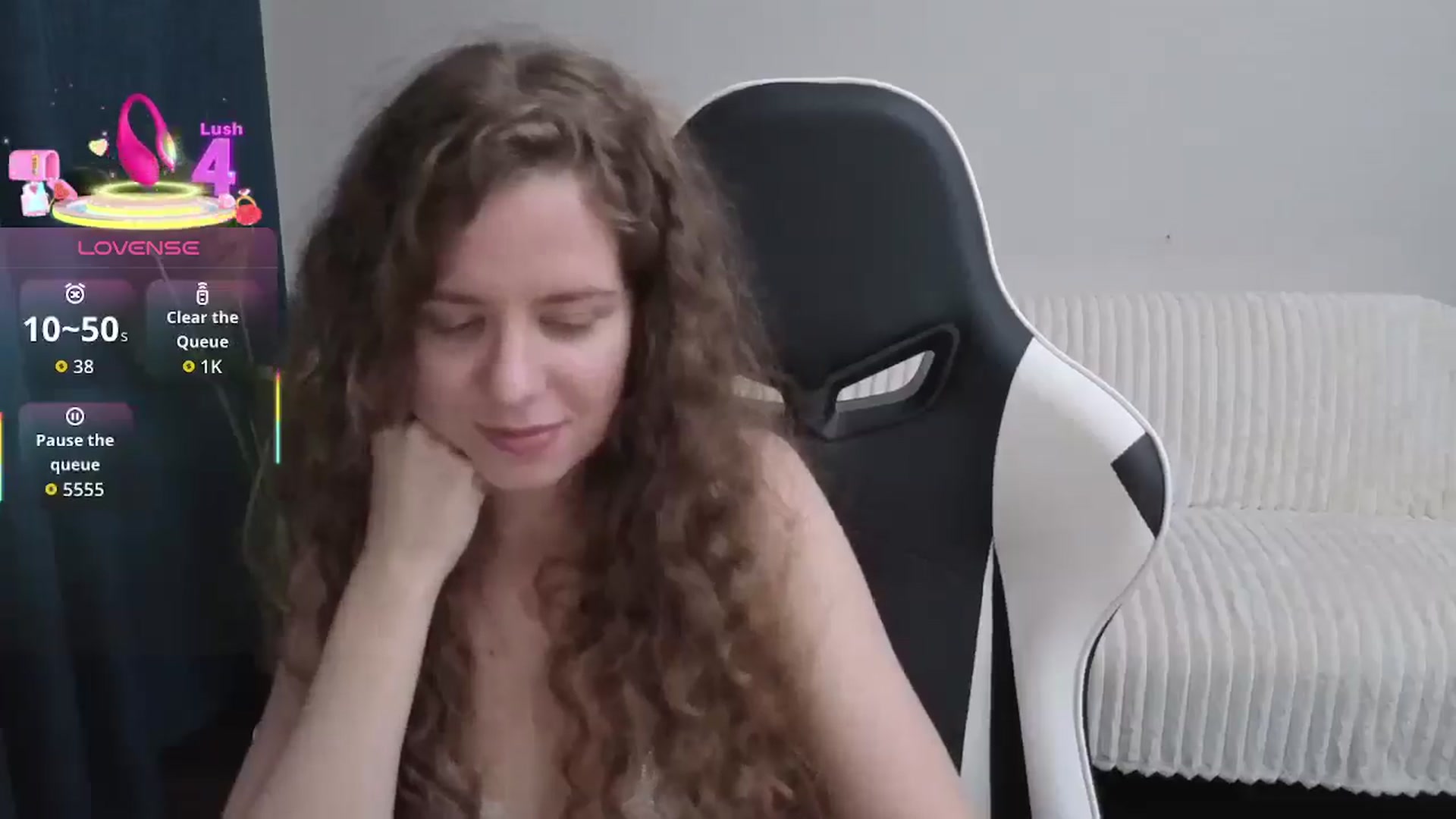 Gallery image thumbnail from BlueFlowerr's myfreecams stream on, 10/08/2025, 22:37 image 7 of 20