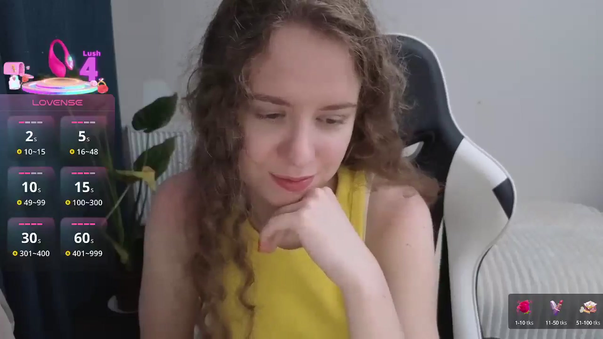 Gallery image thumbnail from BlueFlowerr's myfreecams stream on, 10/09/2025, 17:10 image 7 of 20