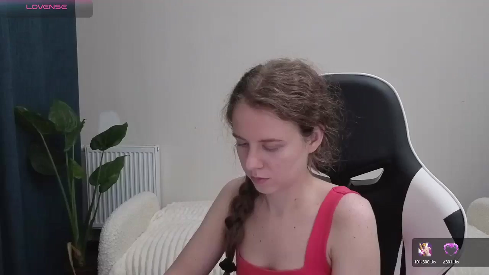 Gallery image thumbnail from BlueFlowerr's myfreecams stream on, 10/11/2025, 23:49 image 14 of 20
