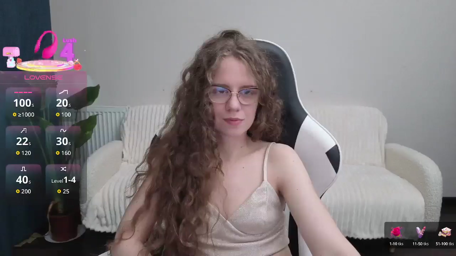 Gallery image thumbnail from BlueFlowerr's myfreecams stream on, 10/12/2025, 16:34 image 15 of 20