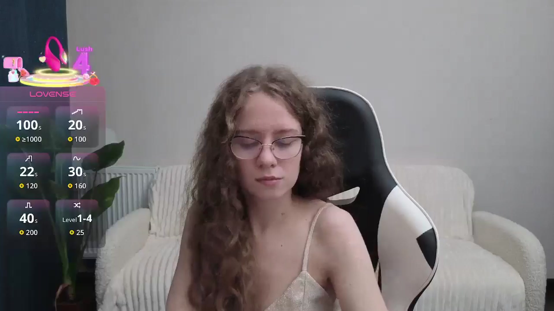 Gallery image thumbnail from BlueFlowerr's myfreecams stream on, 10/12/2025, 16:34 image 5 of 20