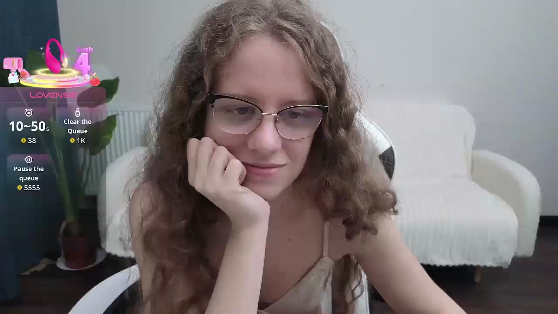 Gallery image thumbnail from BlueFlowerr's myfreecams stream on, 10/12/2025, 16:58 image 1 of 20
