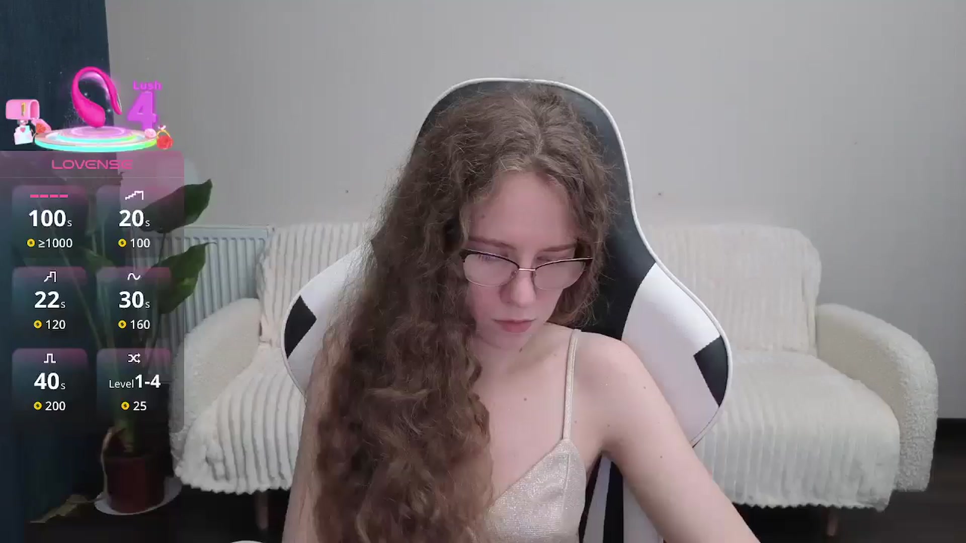 Gallery image thumbnail from BlueFlowerr's myfreecams stream on, 10/12/2025, 16:58 image 12 of 20