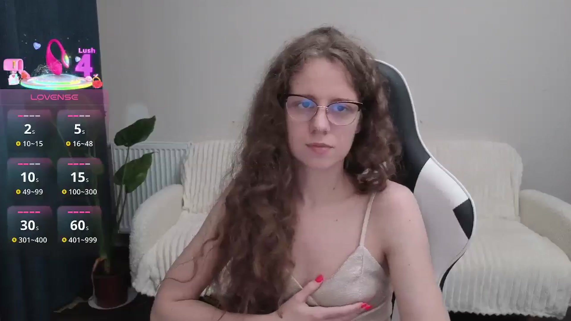 Gallery image thumbnail from BlueFlowerr's myfreecams stream on, 10/12/2025, 18:48 image 18 of 20
