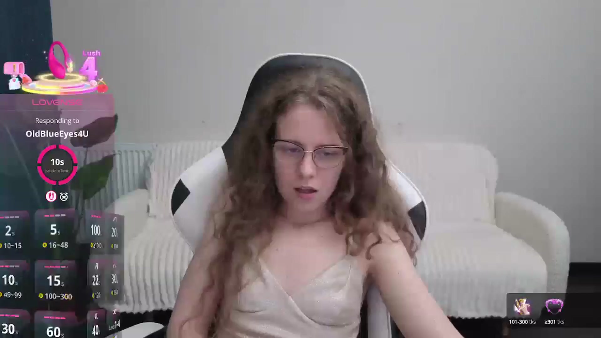 Gallery image thumbnail from BlueFlowerr's myfreecams stream on, 10/12/2025, 20:46 image 10 of 20