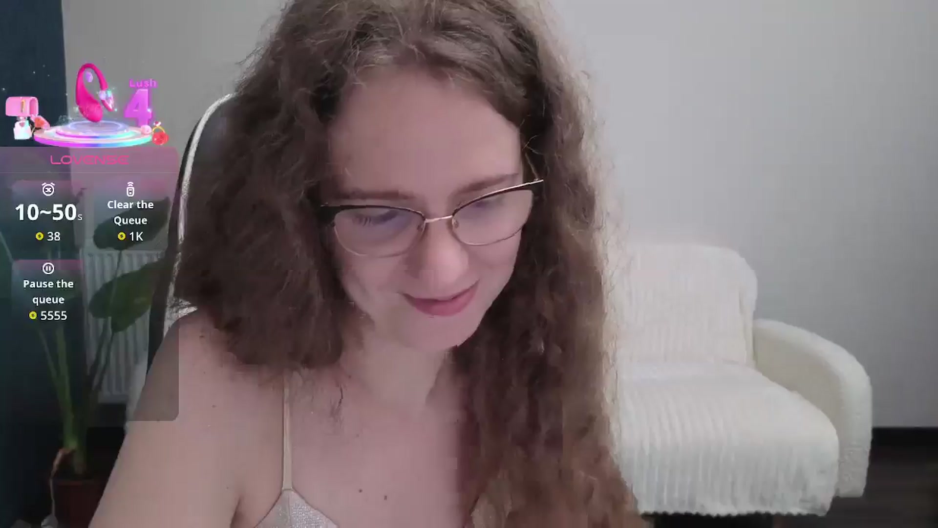 Gallery image thumbnail from BlueFlowerr's myfreecams stream on, 10/12/2025, 21:49 image 18 of 20