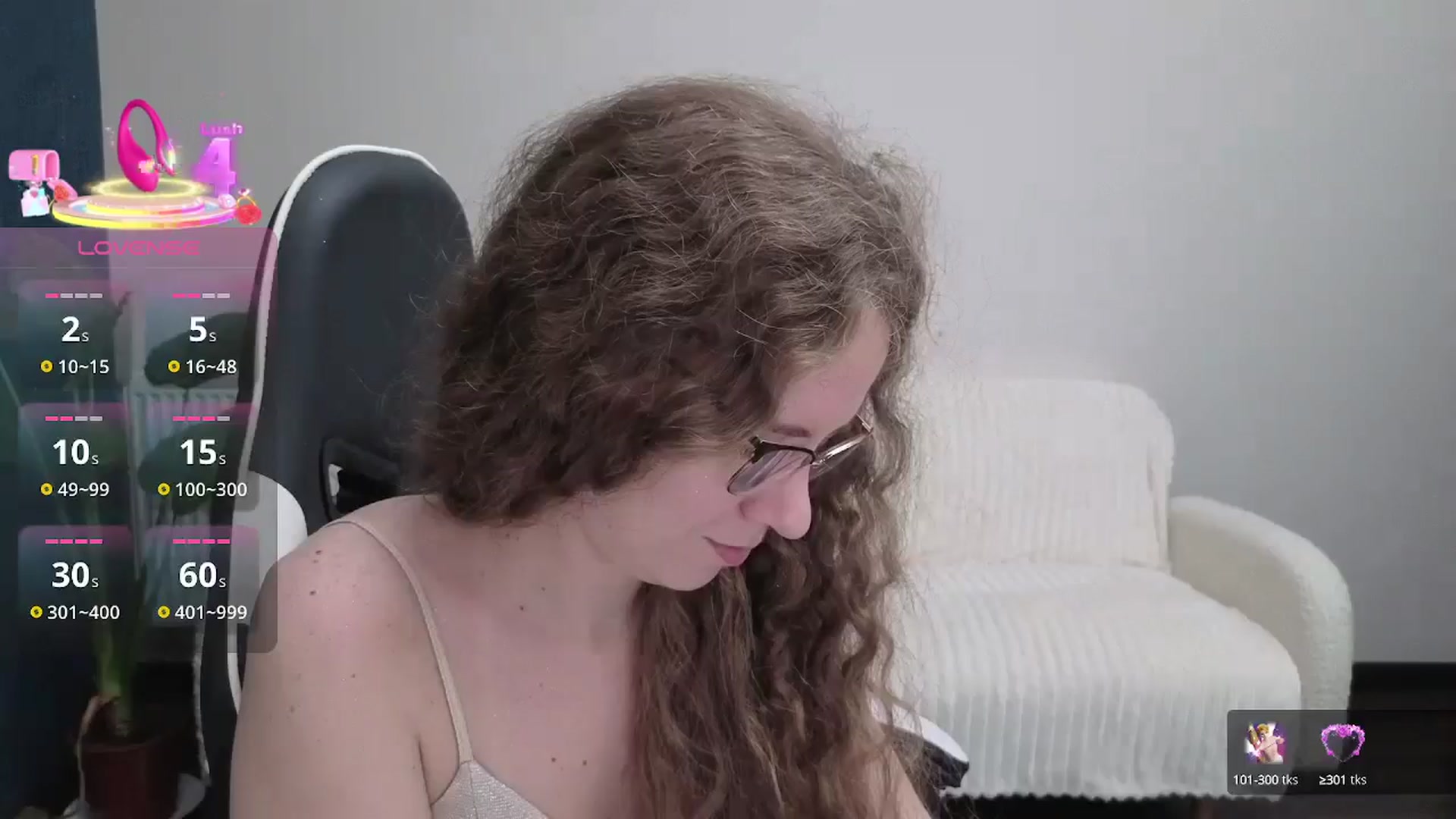 Gallery image thumbnail from BlueFlowerr's myfreecams stream on, 10/12/2025, 21:49 image 3 of 20
