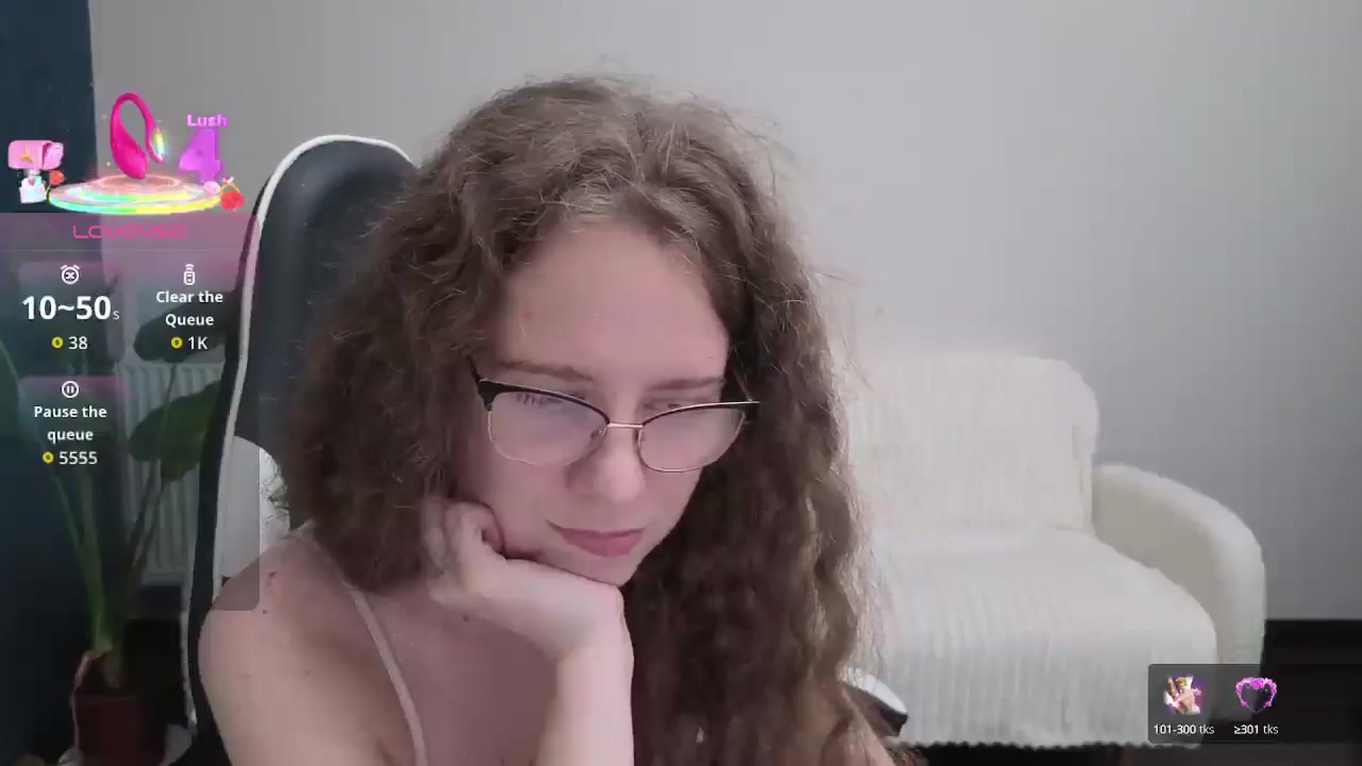 Gallery image thumbnail from BlueFlowerr's myfreecams stream on, 10/12/2025, 21:49 image 12 of 20