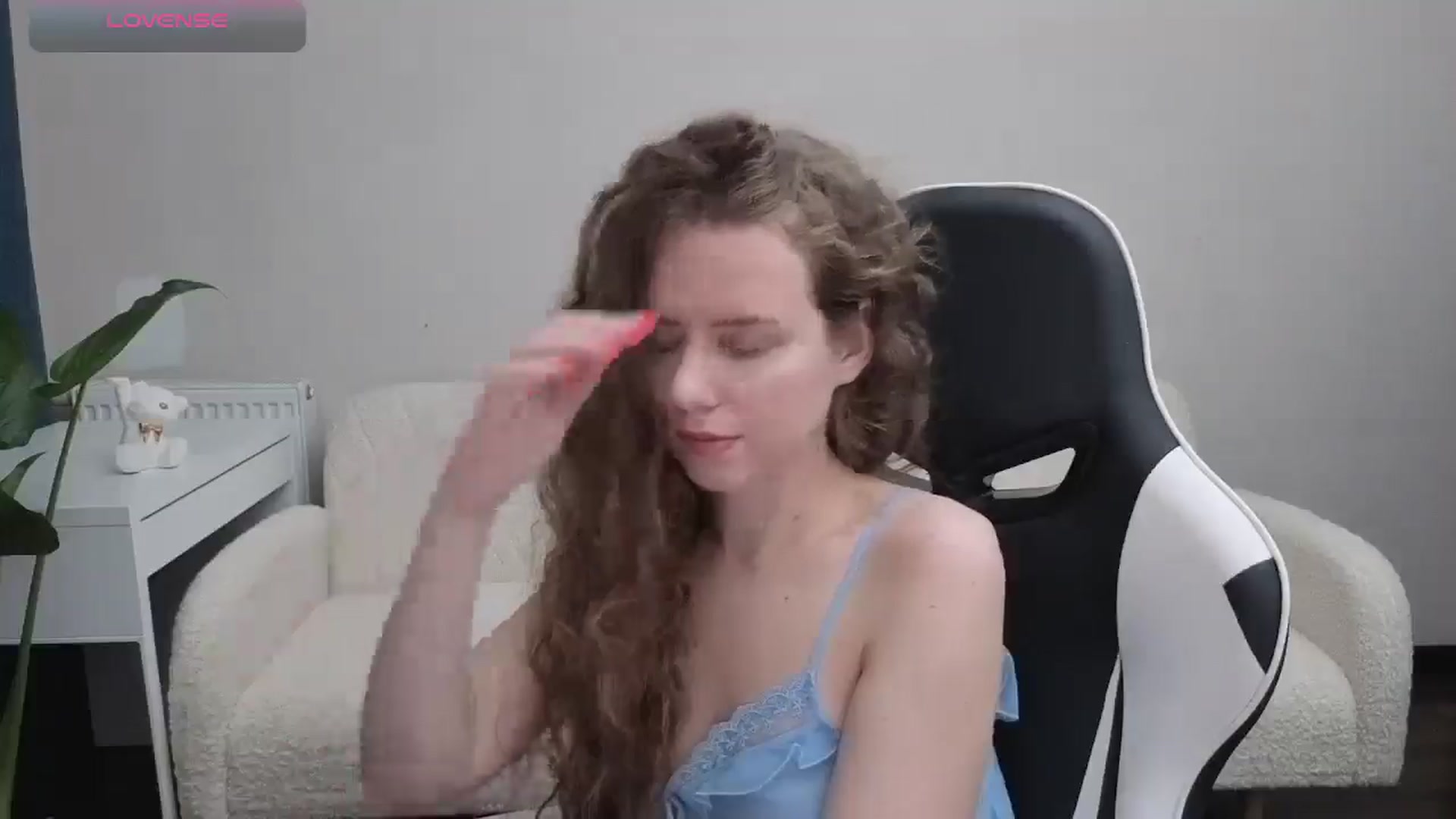 Gallery image thumbnail from BlueFlowerr's myfreecams stream on, 10/13/2025, 16:56 image 8 of 20