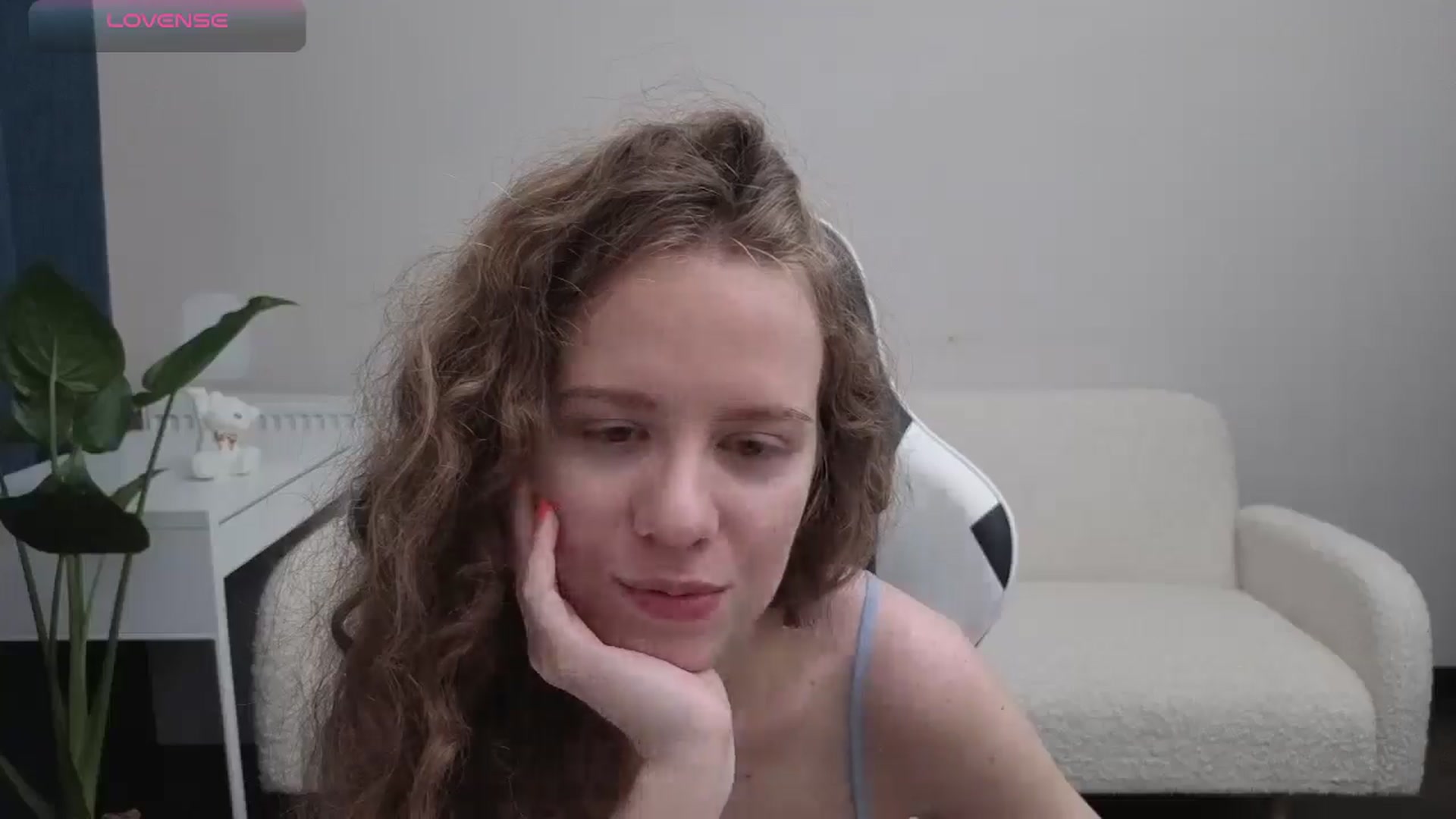 Gallery image thumbnail from BlueFlowerr's myfreecams stream on, 10/13/2025, 19:43 image 6 of 20