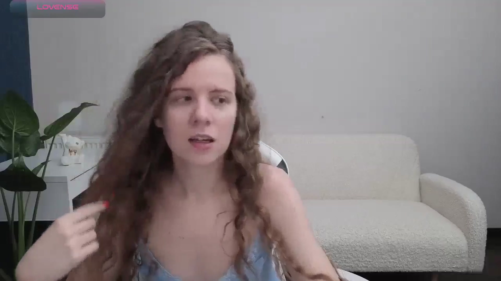 Gallery image thumbnail from BlueFlowerr's myfreecams stream on, 10/13/2025, 21:09 image 18 of 20