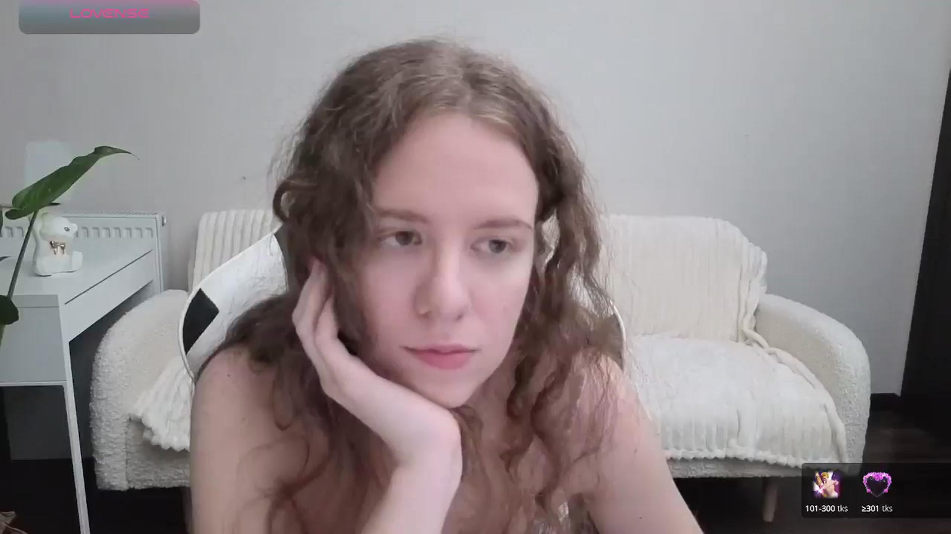 Gallery image thumbnail from BlueFlowerr's myfreecams stream on, 10/14/2025, 20:02 image 7 of 20