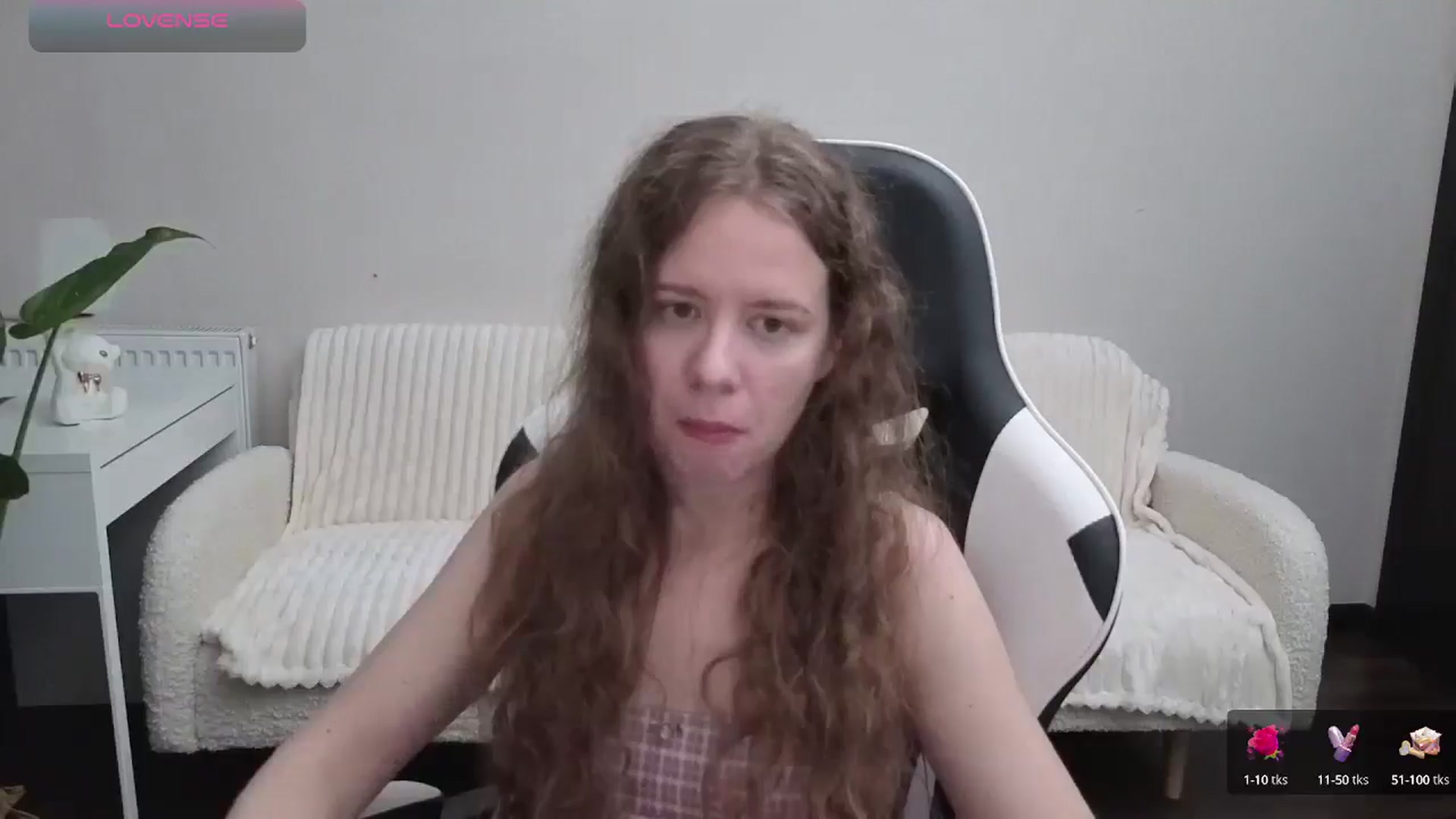 Gallery image thumbnail from BlueFlowerr's myfreecams stream on, 10/14/2025, 22:05 image 2 of 20