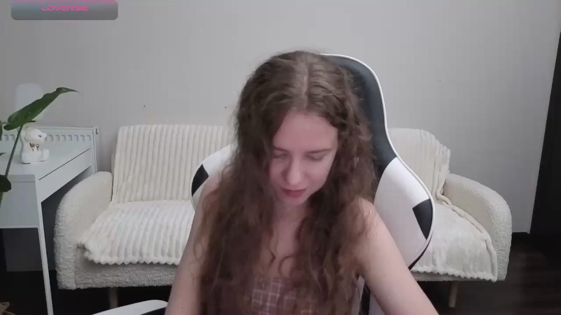 Gallery image thumbnail from BlueFlowerr's myfreecams stream on, 10/14/2025, 22:05 image 1 of 20