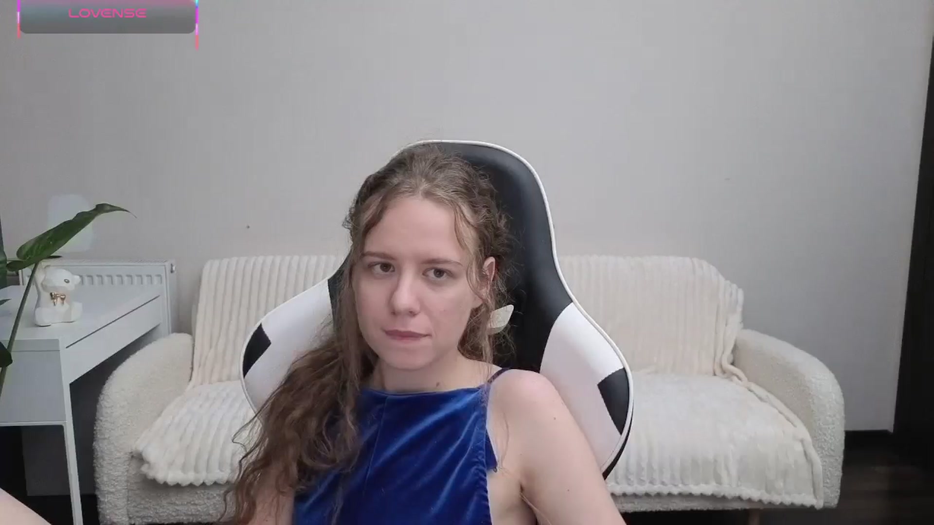 Gallery image thumbnail from BlueFlowerr's myfreecams stream on, 10/16/2025, 01:02 image 3 of 20
