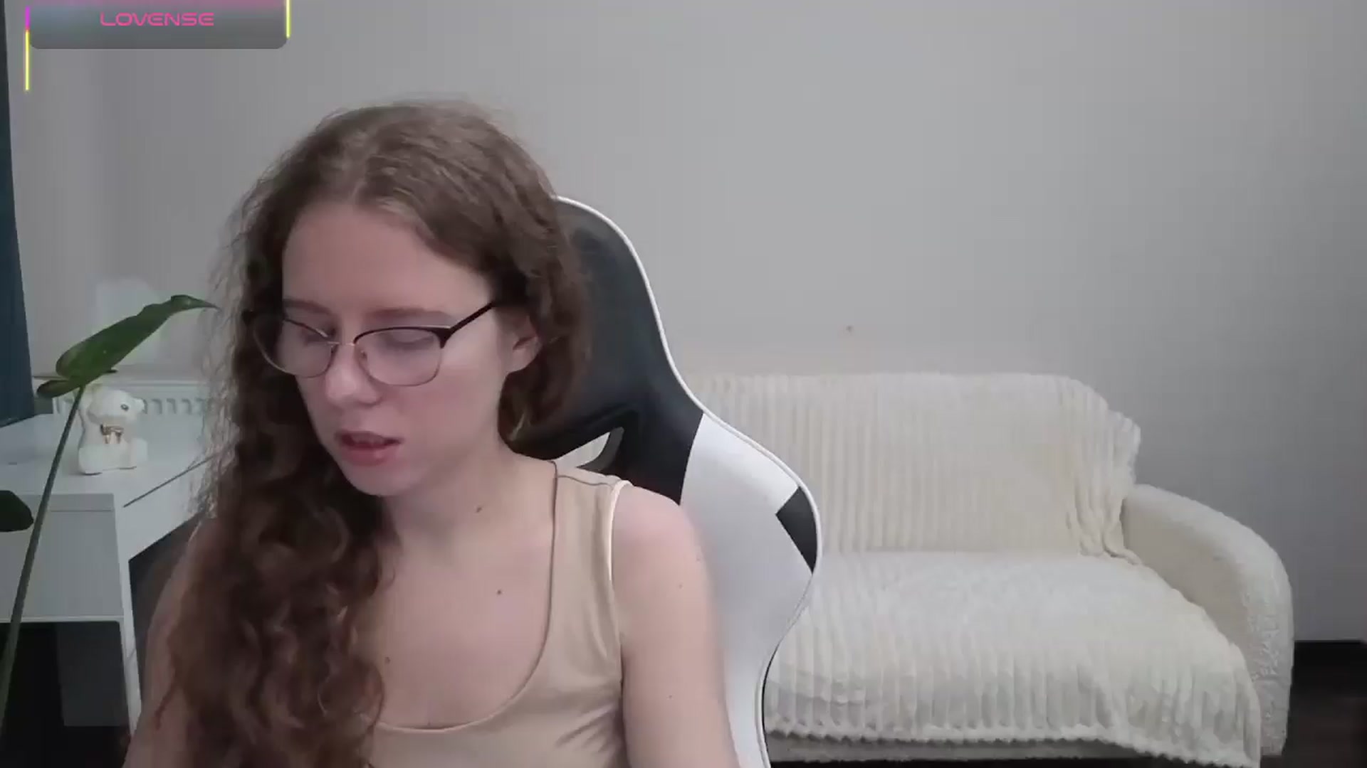 Gallery image thumbnail from BlueFlowerr's myfreecams stream on, 10/18/2025, 17:27 image 1 of 20