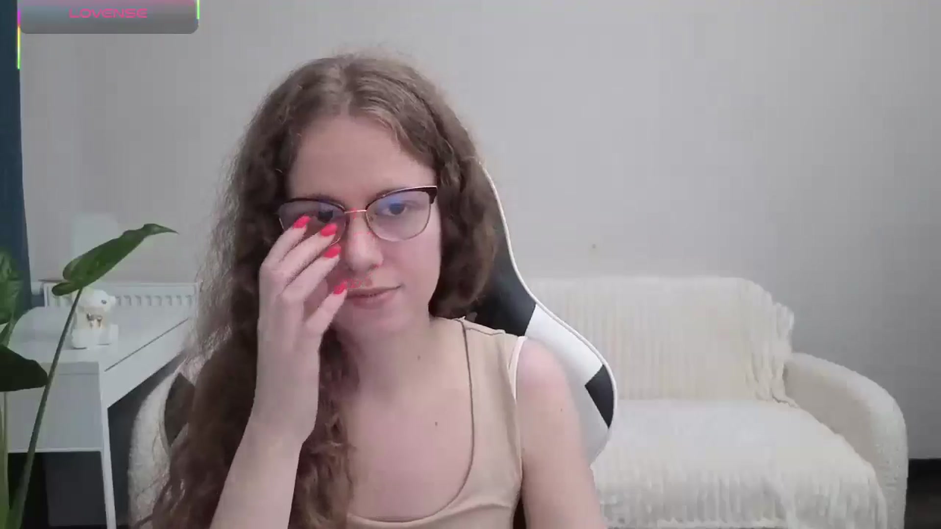 Gallery image thumbnail from BlueFlowerr's myfreecams stream on, 10/18/2025, 17:27 image 7 of 20