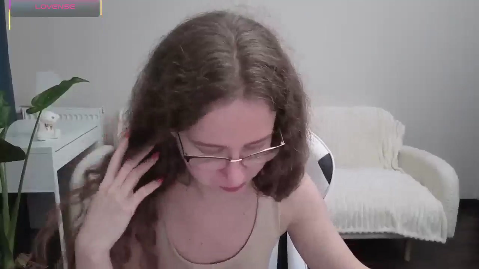 Gallery image thumbnail from BlueFlowerr's myfreecams stream on, 10/18/2025, 19:31 image 4 of 20