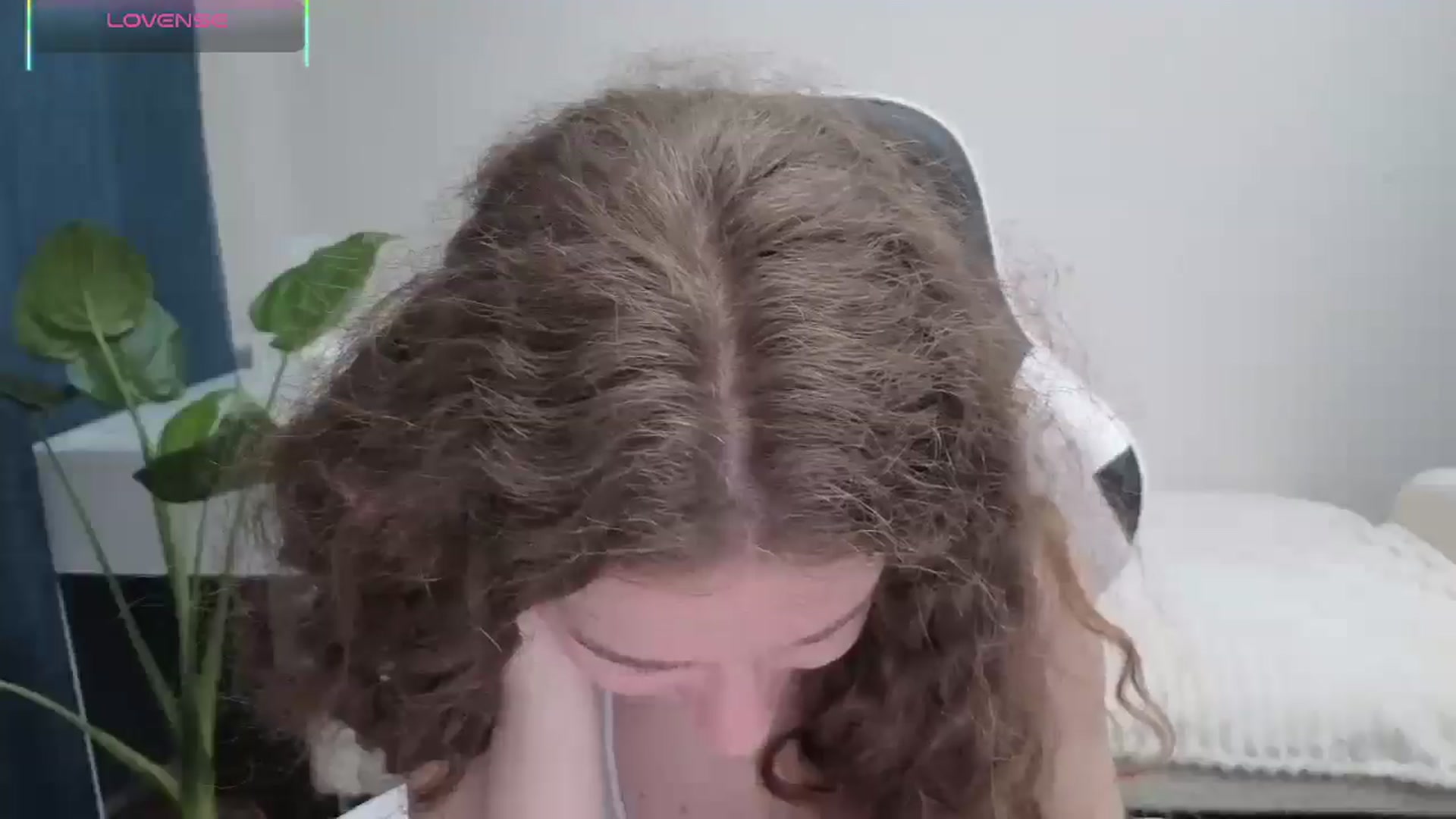 Gallery image thumbnail from BlueFlowerr's myfreecams stream on, 10/19/2025, 15:26 image 14 of 20