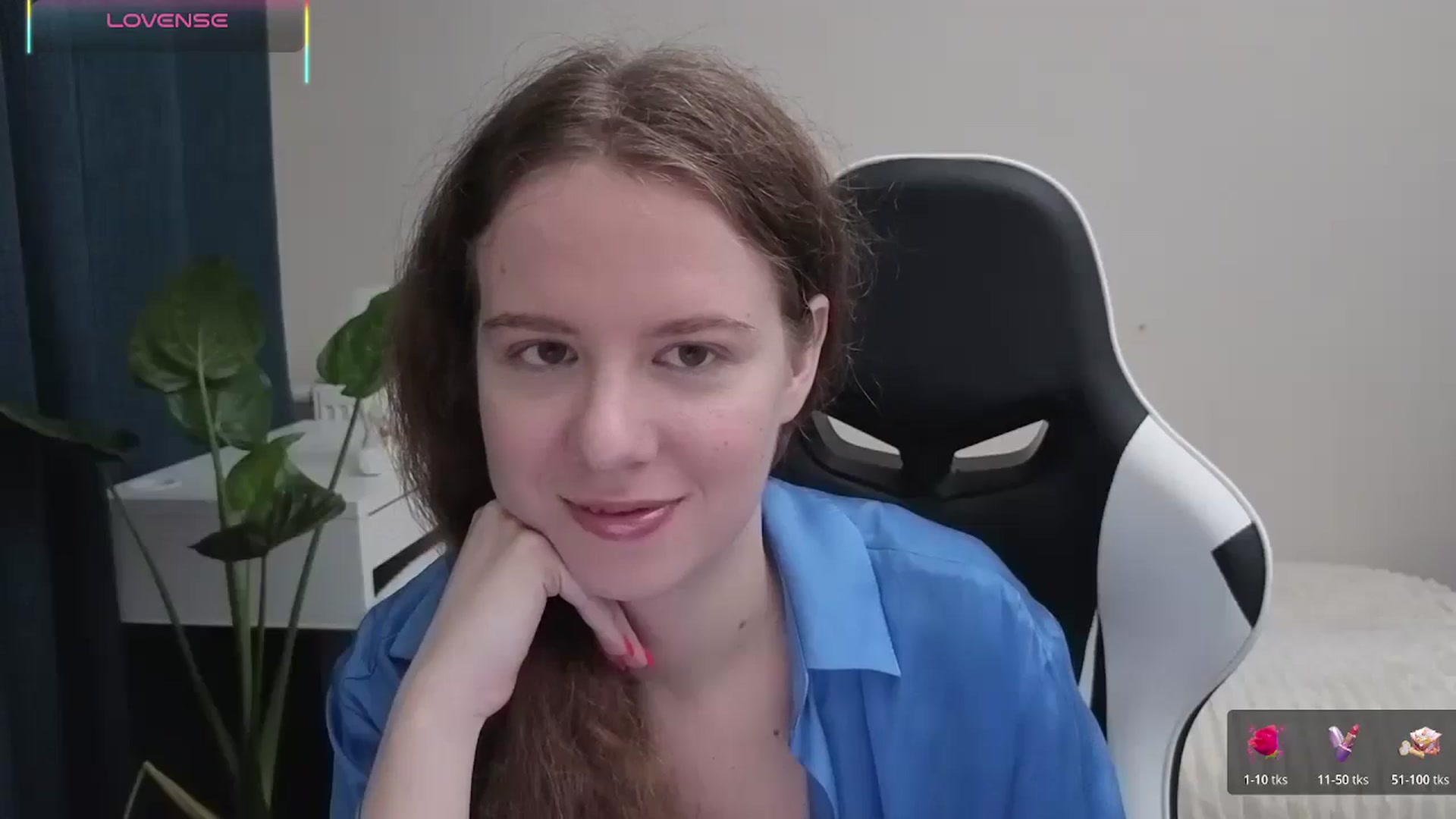 Gallery image thumbnail from BlueFlowerr's myfreecams stream on, 10/22/2025, 17:42 image 2 of 20