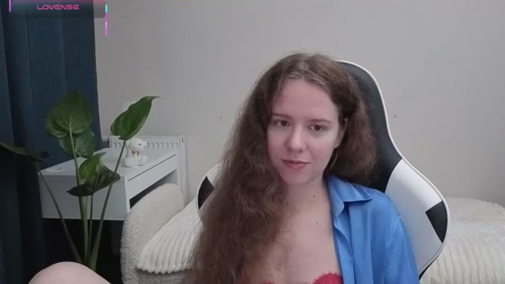 Gallery image thumbnail from BlueFlowerr's myfreecams stream on, 10/22/2025, 17:42 image 8 of 20