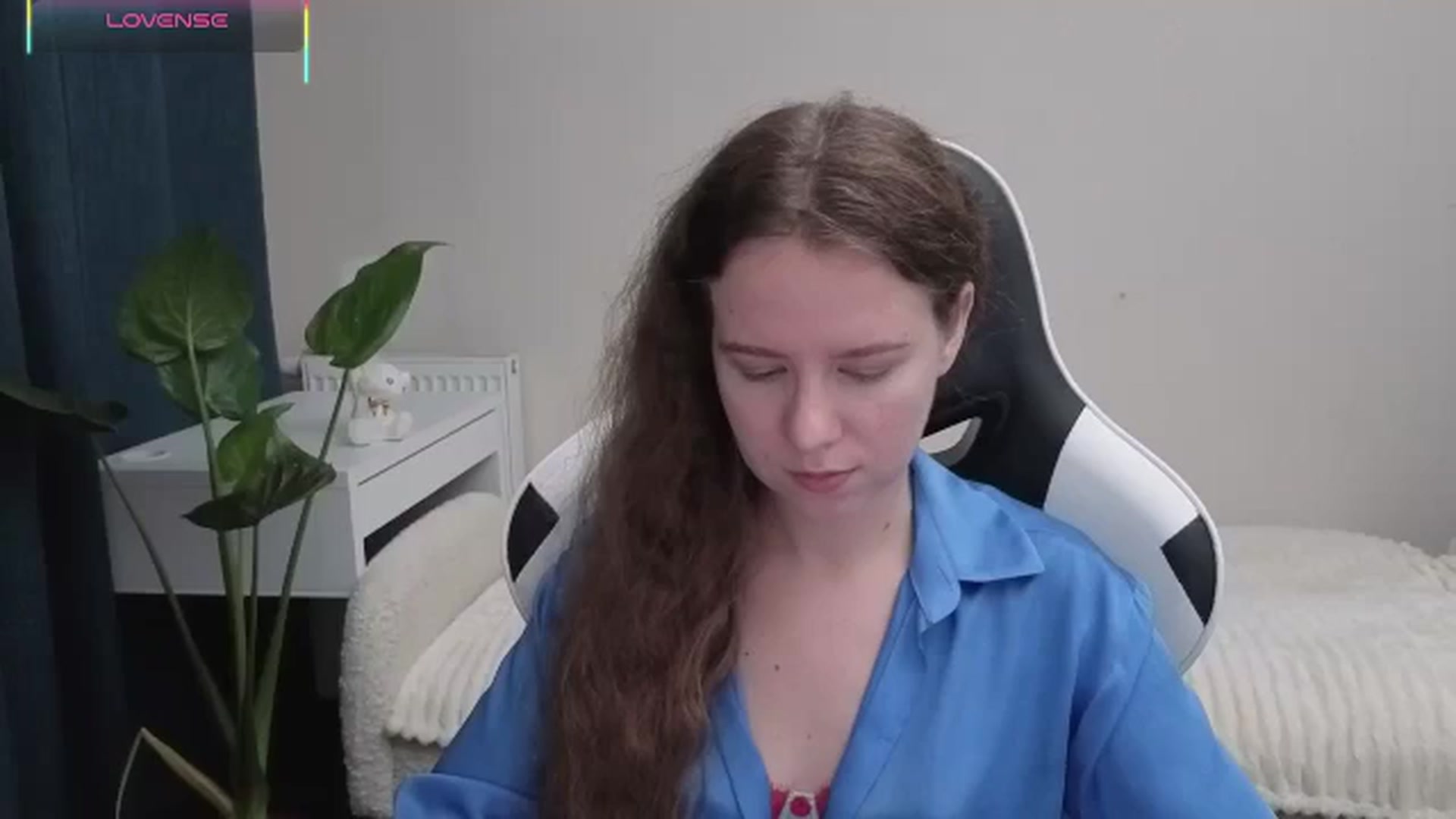 Gallery image thumbnail from BlueFlowerr's myfreecams stream on, 10/22/2025, 17:42 image 20 of 20
