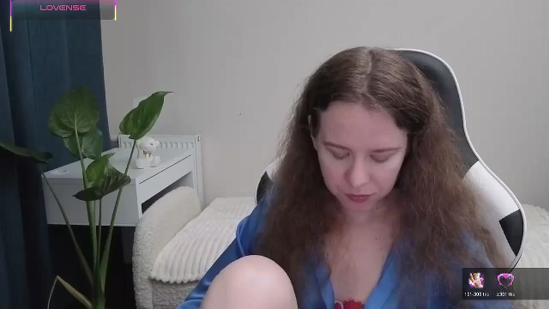 Gallery image thumbnail from BlueFlowerr's myfreecams stream on, 10/22/2025, 17:42 image 14 of 20
