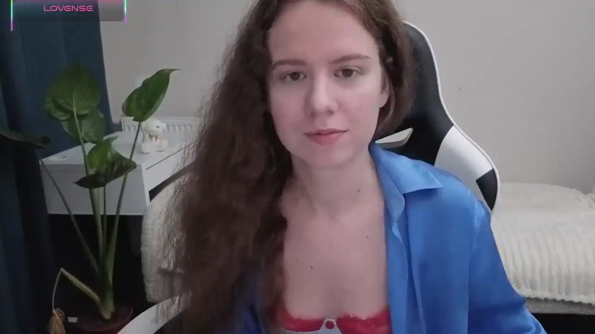 Gallery image thumbnail from BlueFlowerr's myfreecams stream on, 10/22/2025, 18:35 image 8 of 20