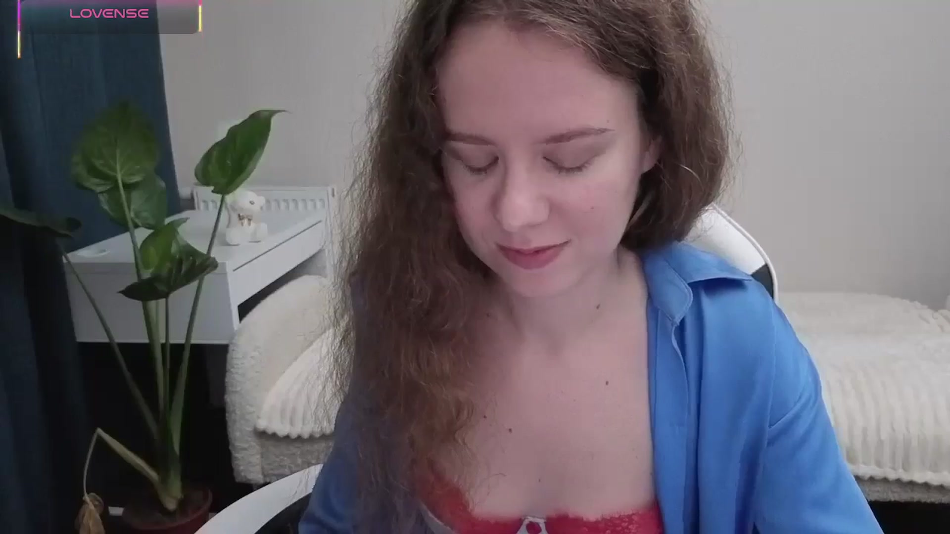 Gallery image thumbnail from BlueFlowerr's myfreecams stream on, 10/22/2025, 18:35 image 13 of 20