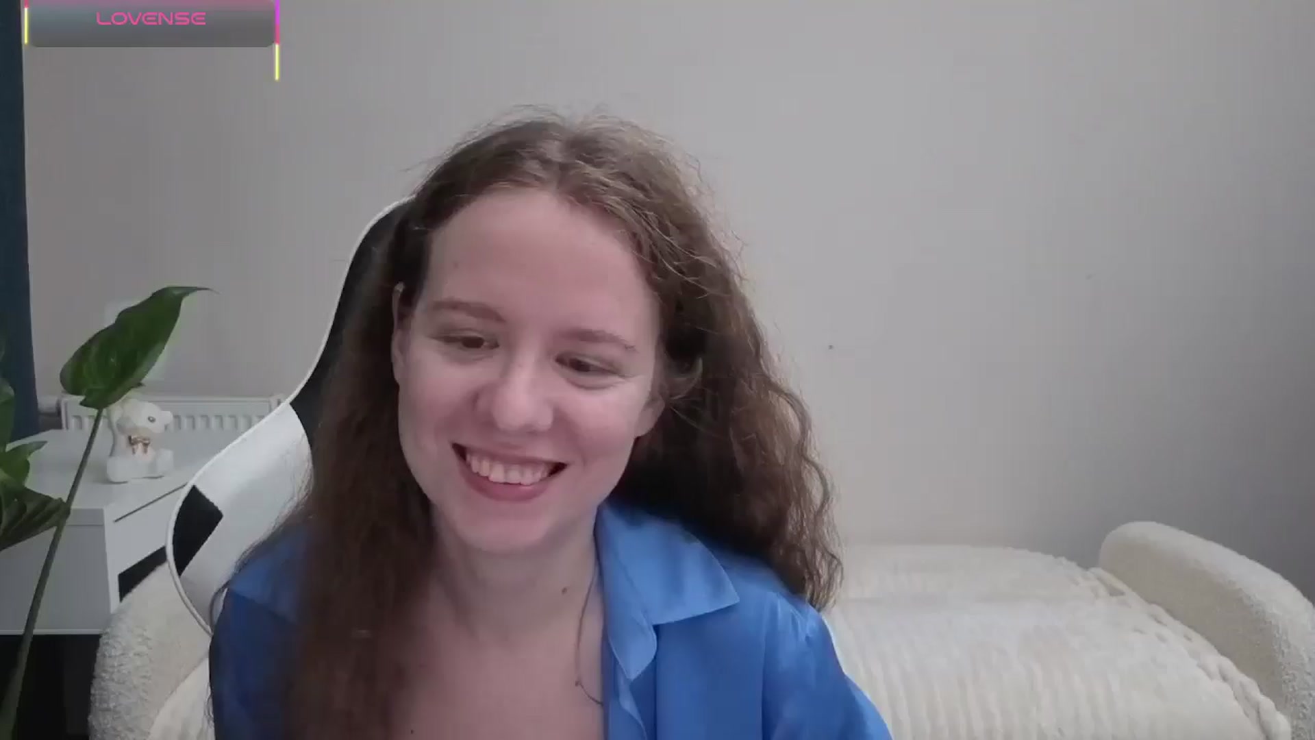 Gallery image thumbnail from BlueFlowerr's myfreecams stream on, 10/22/2025, 20:55 image 1 of 20