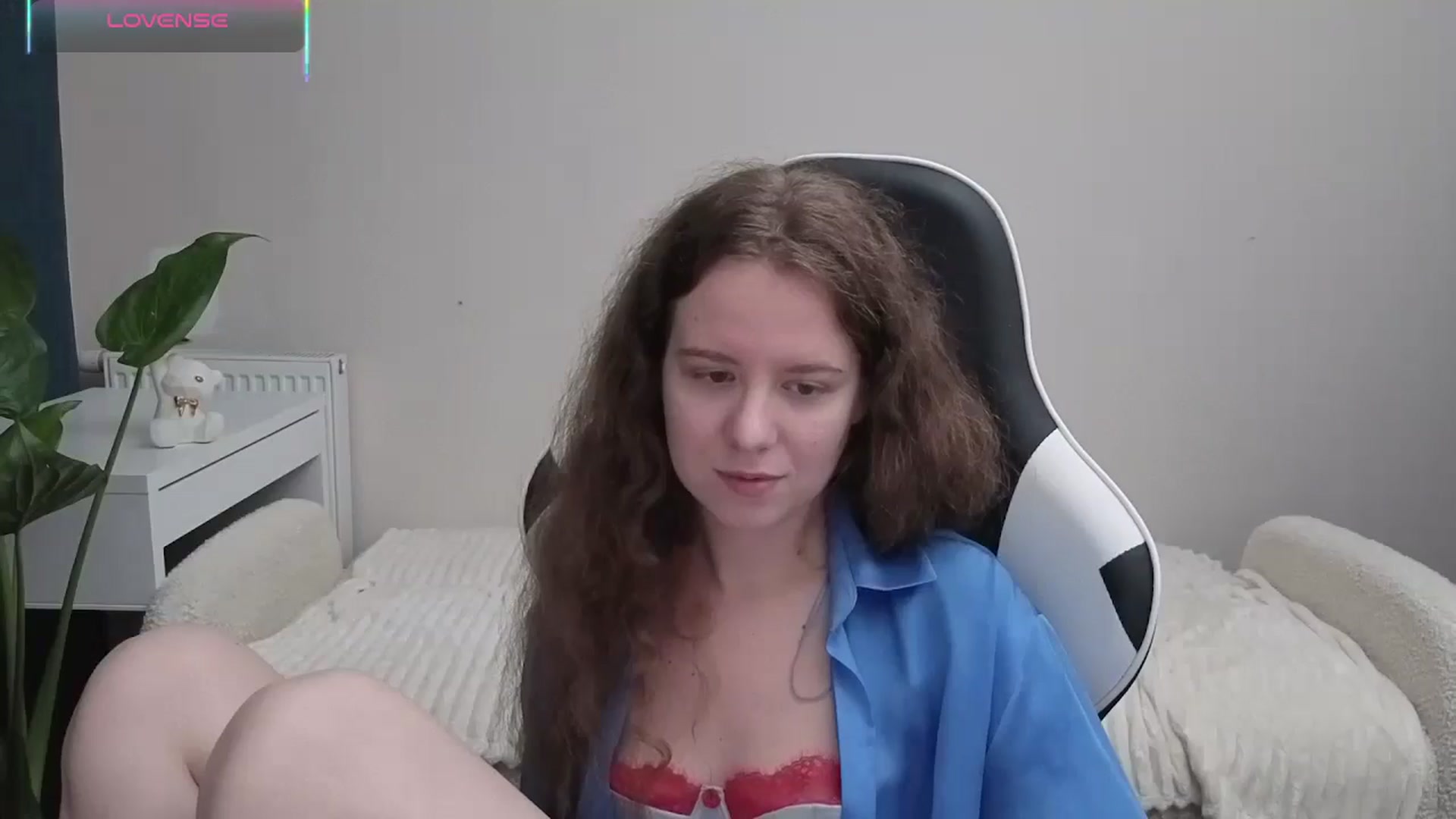 Gallery image thumbnail from BlueFlowerr's myfreecams stream on, 10/22/2025, 22:06 image 2 of 20