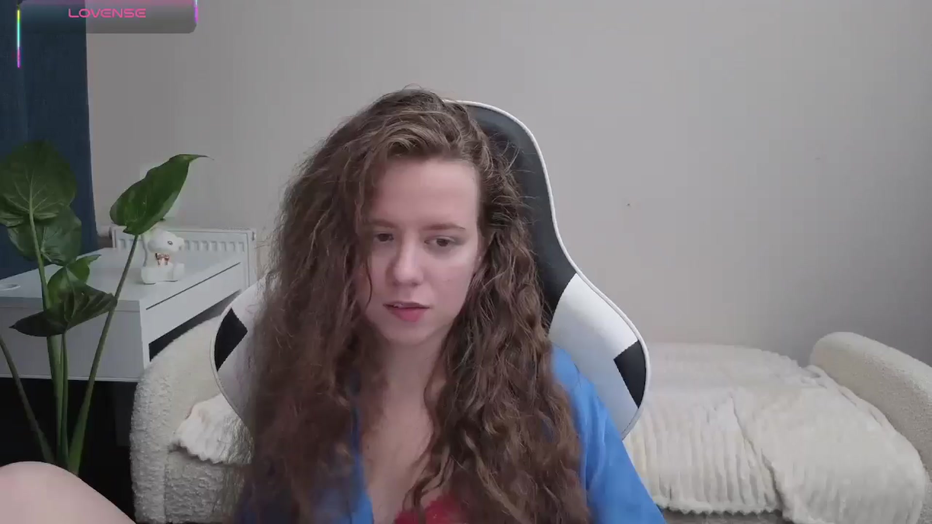 Gallery image thumbnail from BlueFlowerr's myfreecams stream on, 10/22/2025, 23:55 image 2 of 20