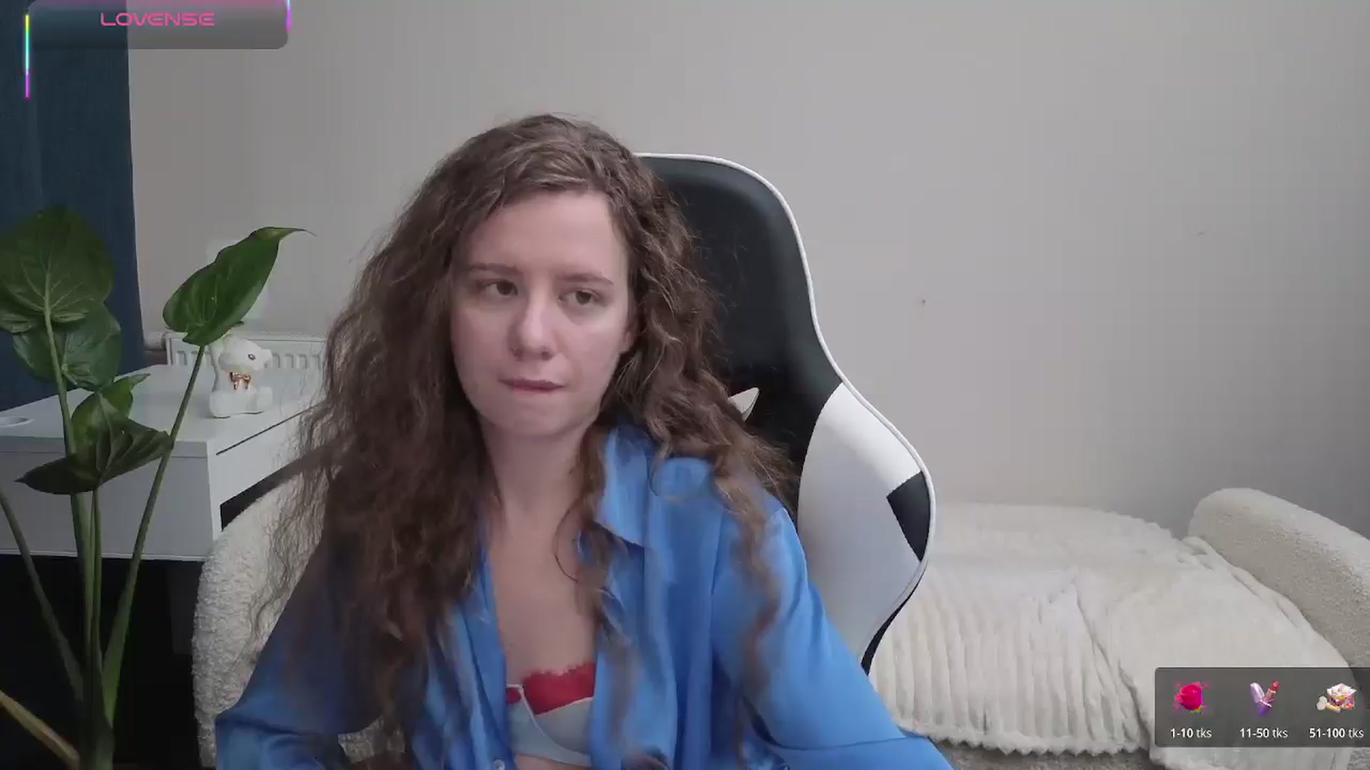 Gallery image thumbnail from BlueFlowerr's myfreecams stream on, 10/22/2025, 23:55 image 9 of 20
