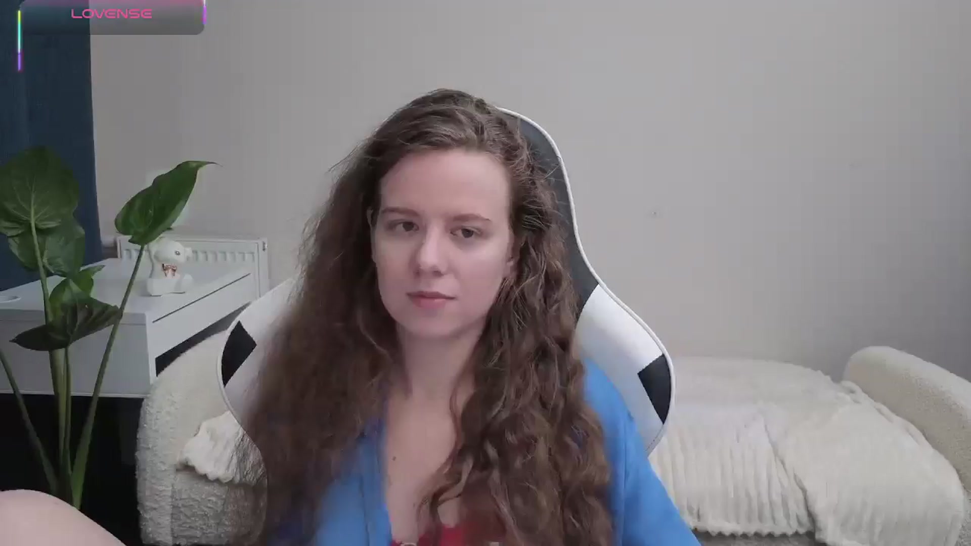 Gallery image thumbnail from BlueFlowerr's myfreecams stream on, 10/22/2025, 23:55 image 3 of 20