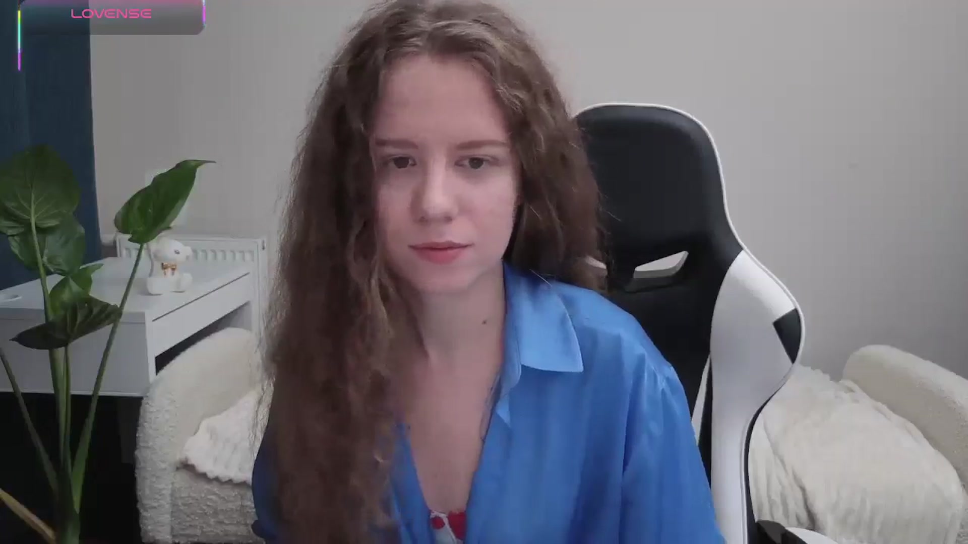 Gallery image thumbnail from BlueFlowerr's myfreecams stream on, 10/22/2025, 23:55 image 20 of 20