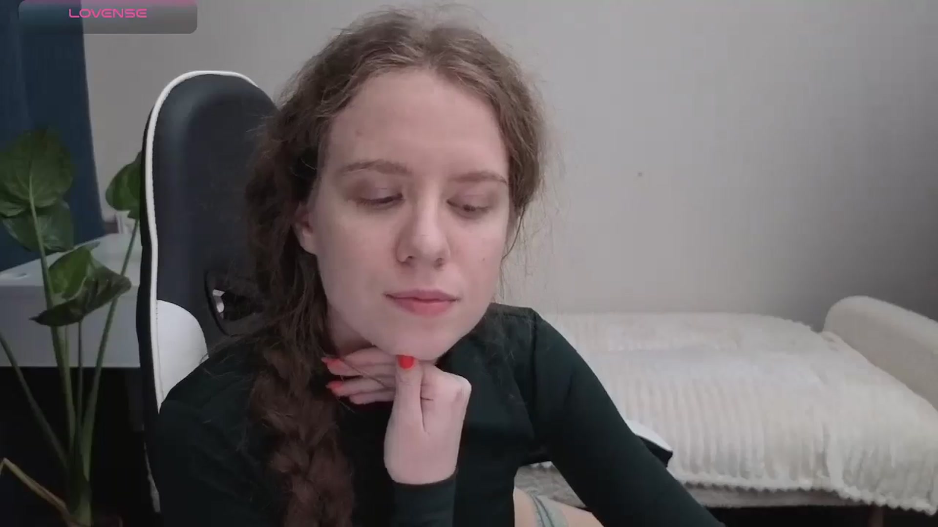 Gallery image thumbnail from BlueFlowerr's myfreecams stream on, 10/23/2025, 23:25 image 16 of 20