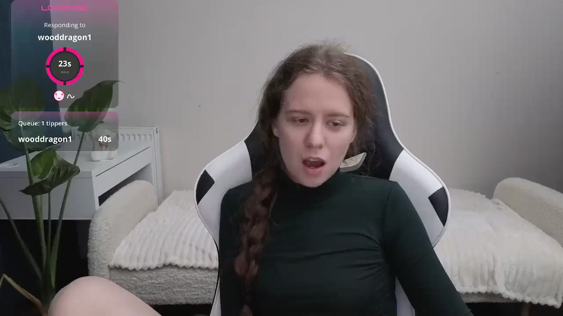 Gallery image thumbnail from BlueFlowerr's myfreecams stream on, 10/23/2025, 23:25 image 7 of 20