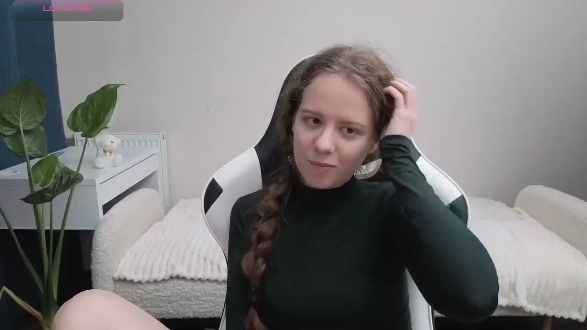 Gallery image thumbnail from BlueFlowerr's myfreecams stream on, 10/23/2025, 23:25 image 9 of 20