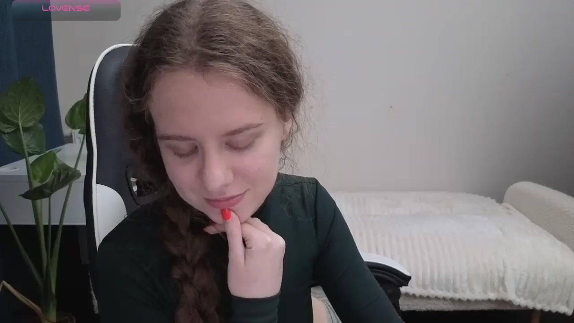 Gallery image thumbnail from BlueFlowerr's myfreecams stream on, 10/23/2025, 23:25 image 15 of 20