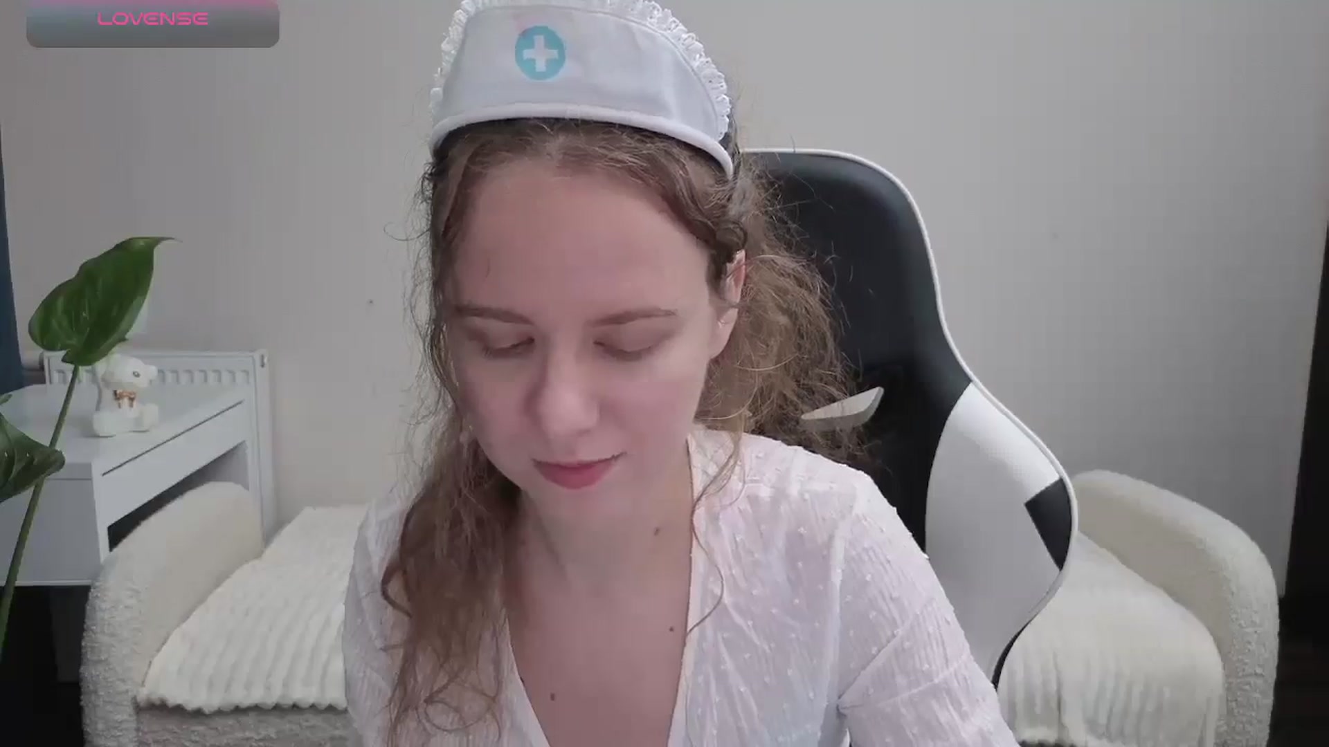 Gallery image thumbnail from BlueFlowerr's myfreecams stream on, 10/24/2025, 18:42 image 19 of 20