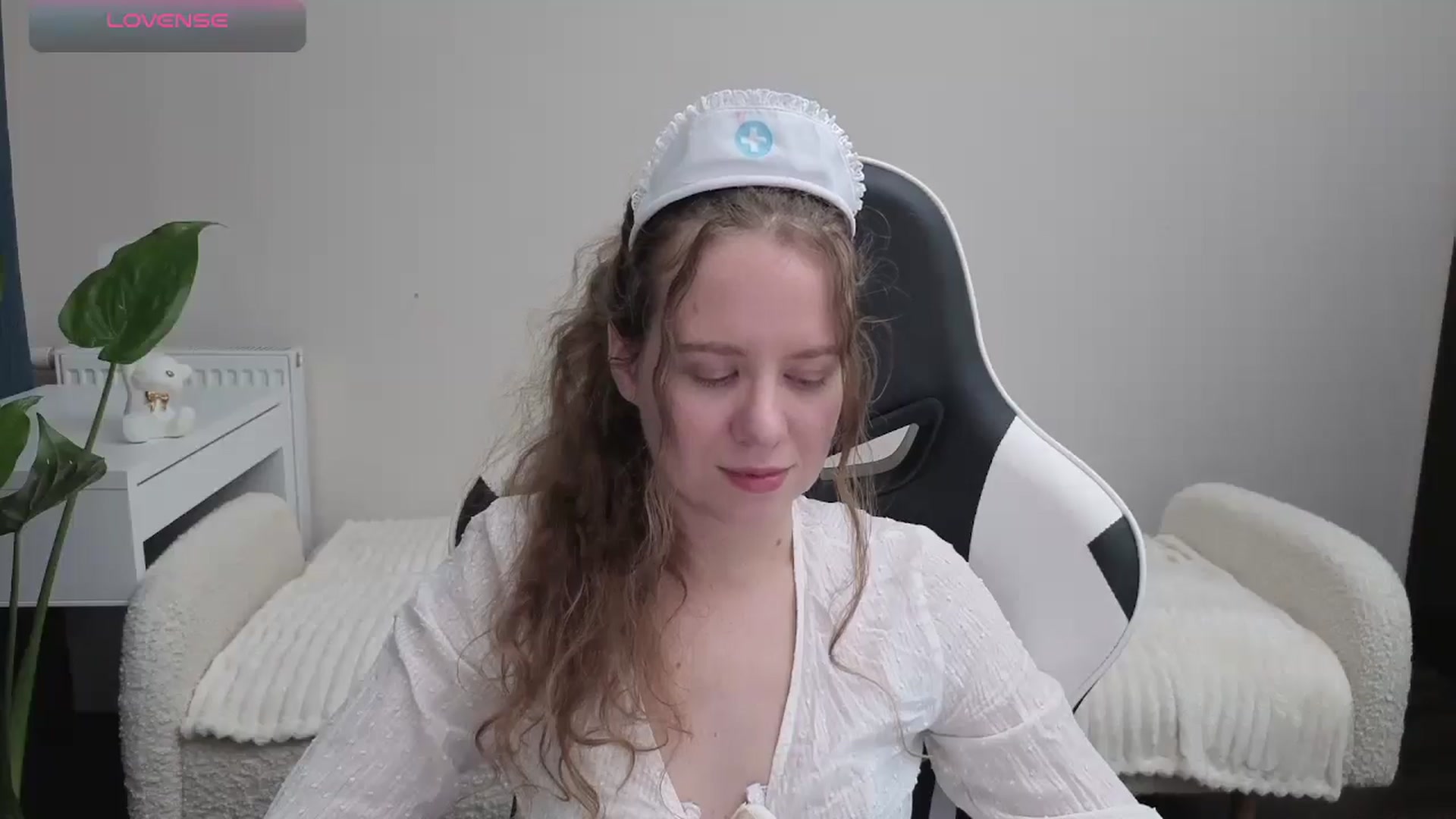 Gallery image thumbnail from BlueFlowerr's myfreecams stream on, 10/24/2025, 18:42 image 3 of 20